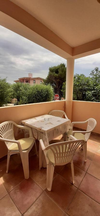 Villa Dobra Family Apartments Vir Exterior photo